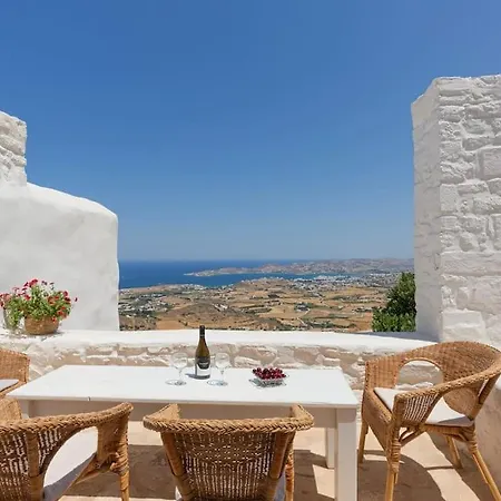 Semesterbostad Elliah *