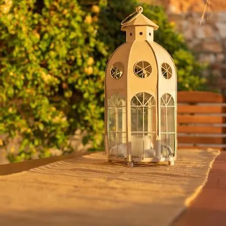 Semesterbostad Elliah