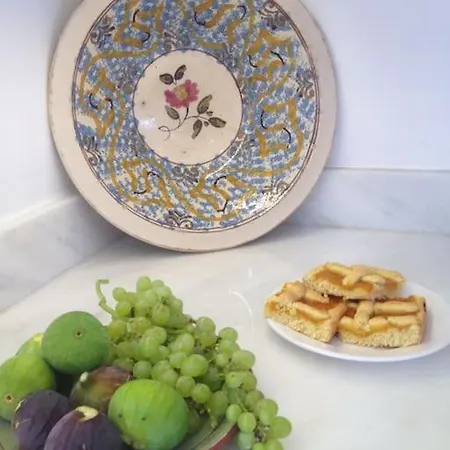 Semesterbostad Elliah *