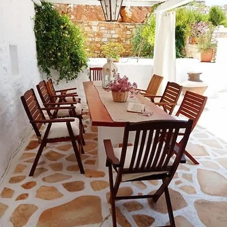 Semesterbostad Elliah Moni Christou Dasous