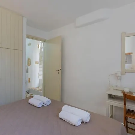 Semesterbostad Elliah *