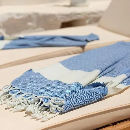 Elliah Semesterbostad