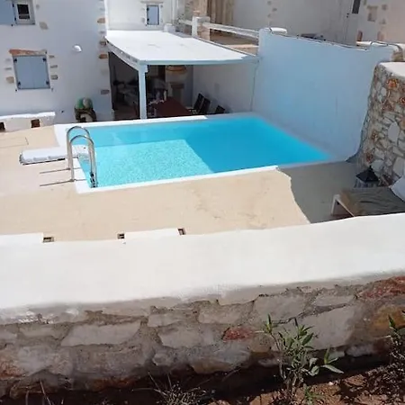 Elliah Semesterbostad