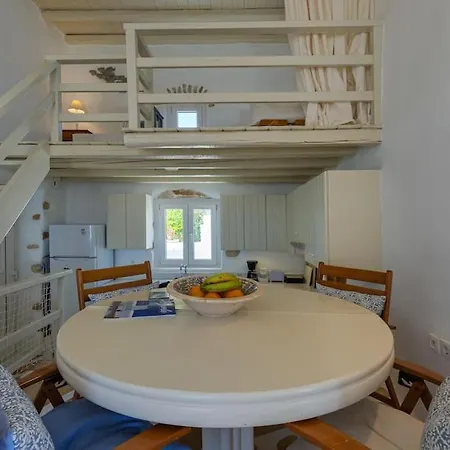 Elliah Semesterbostad *