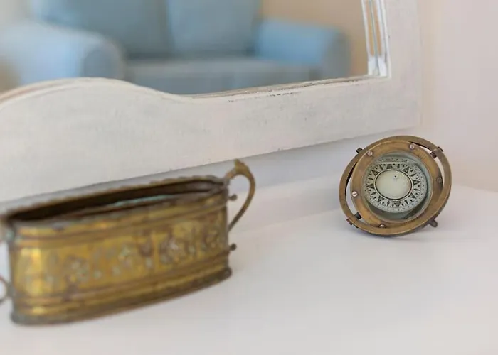 Elliah Moni Christou Dasous